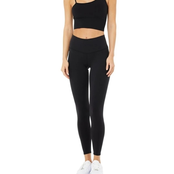 ALO Yoga Pants - Worn Once Alo Yoga 7/8 High-Waist Airbrush Legging